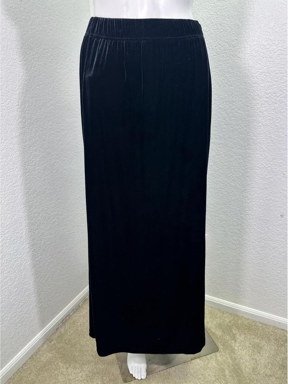 VTG Sz M Bentley Black Velvet Maxi Skirt Goth Classic Evening Officecore